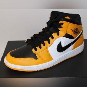 Nike Air Jordan 1 Mid Reverse Yellow Toe Mens Size 10